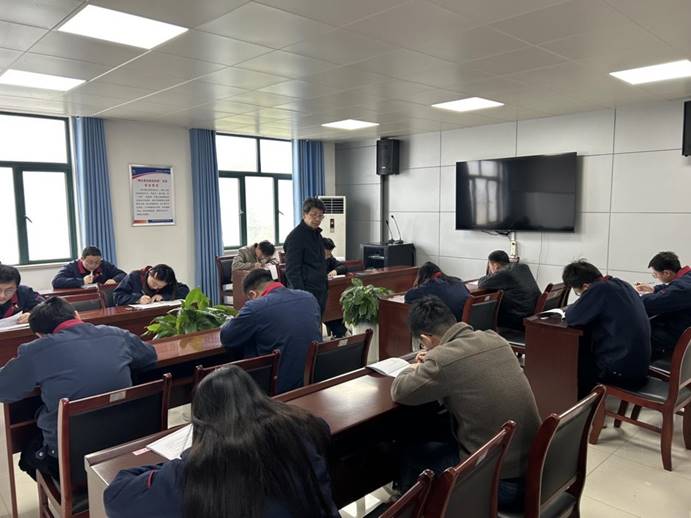 建材公司、檢測公司聯合開展管理人員業務提升考試