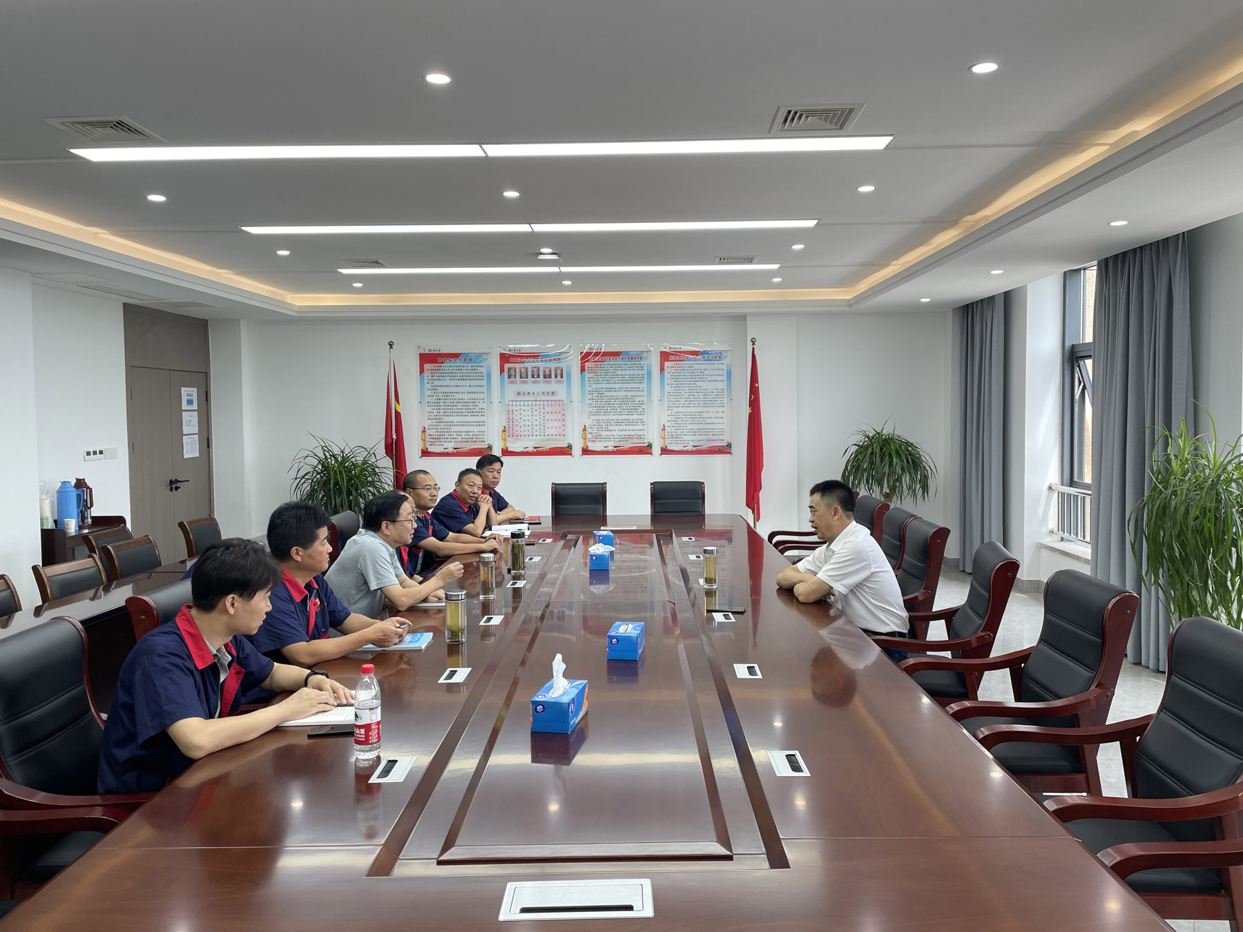 集團公司黨委委員、總工程師周俊到公司調研 